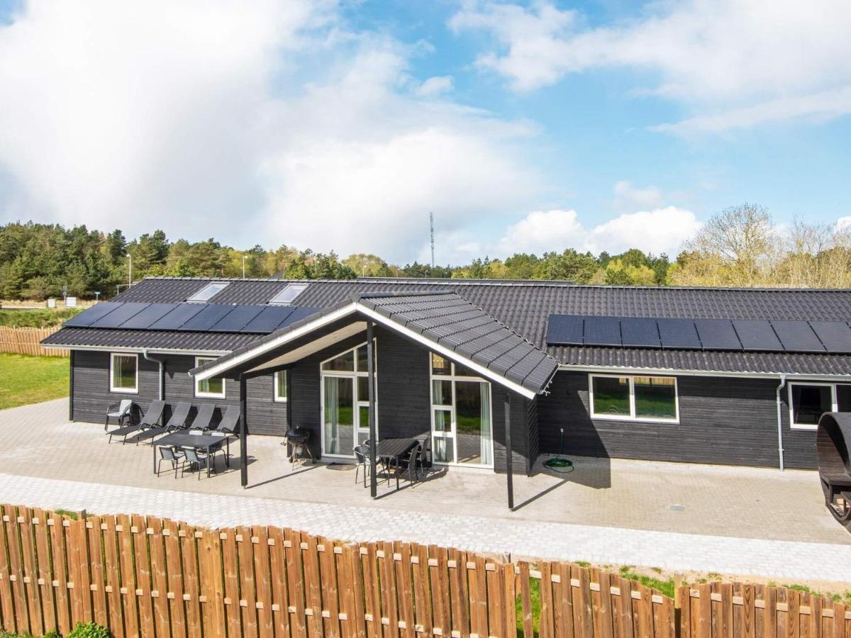 16 Person Holiday Home In R M Romo Kirkeby Bagian luar foto