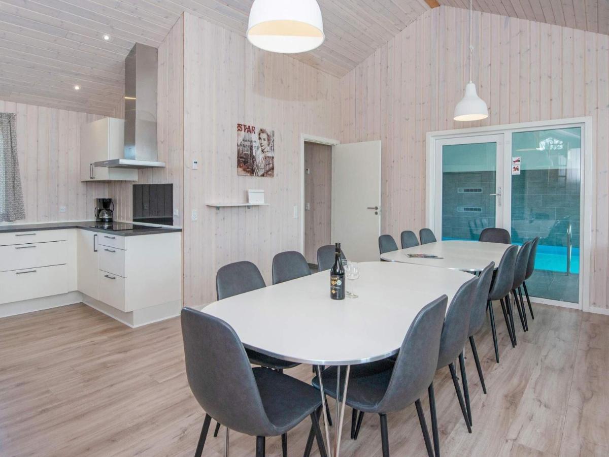 16 Person Holiday Home In R M Romo Kirkeby Bagian luar foto