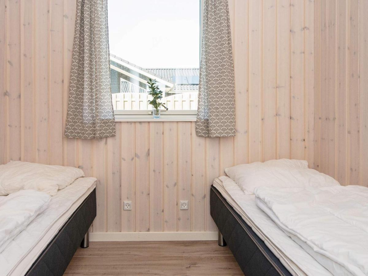 16 Person Holiday Home In R M Romo Kirkeby Bagian luar foto